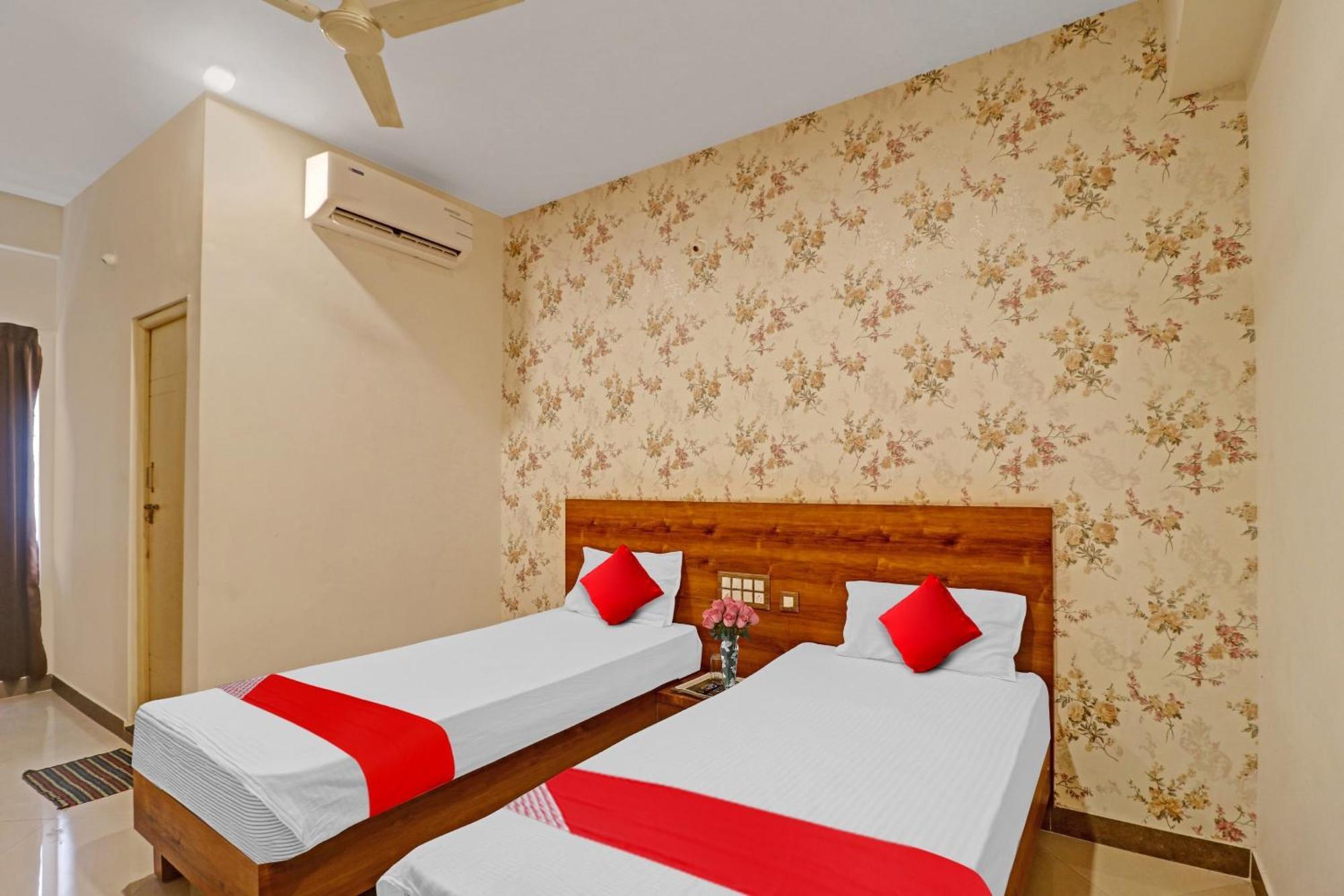 Hotel O Formula Vanivilasa Puram Dış mekan fotoğraf