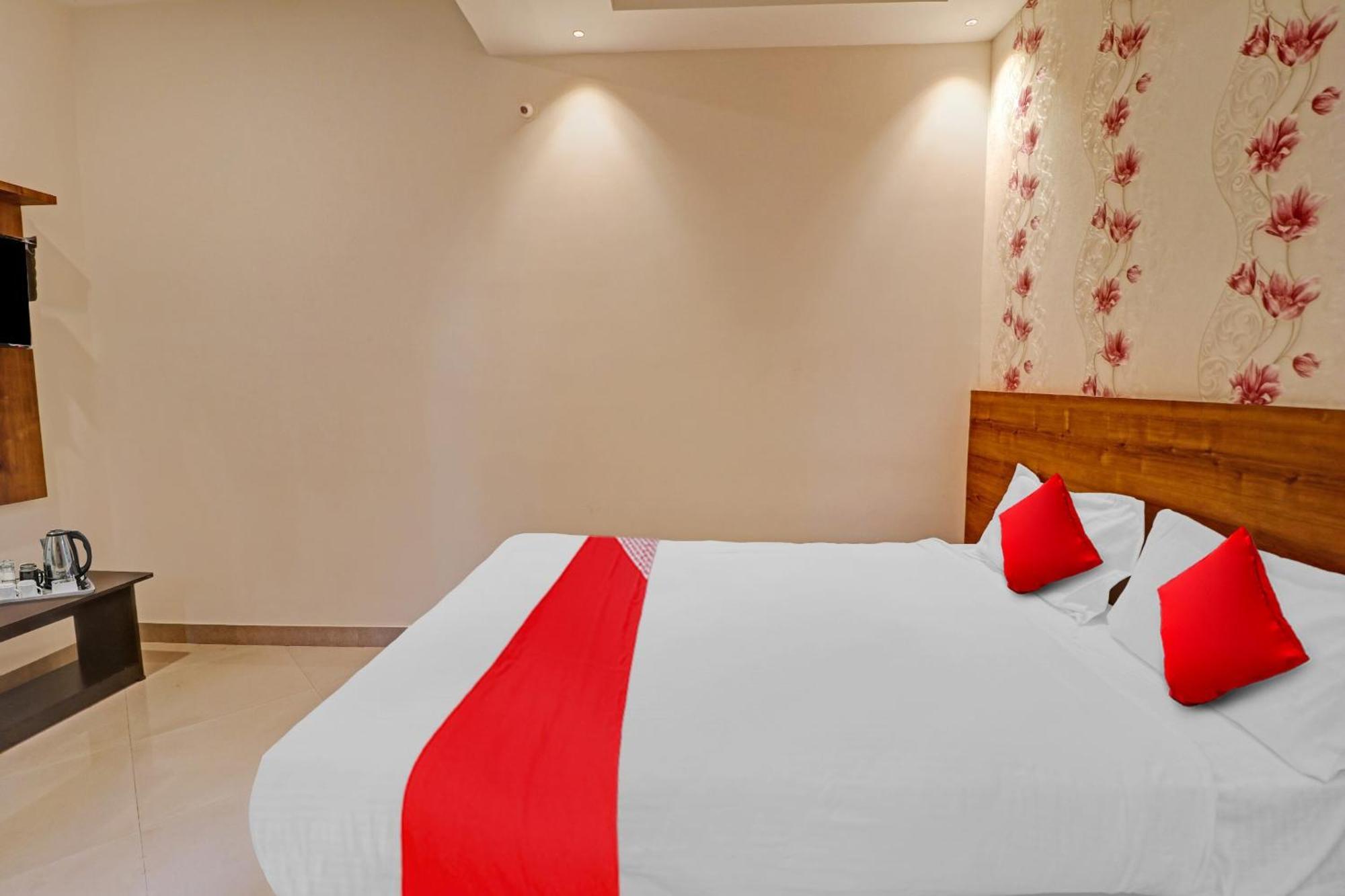 Hotel O Formula Vanivilasa Puram Dış mekan fotoğraf
