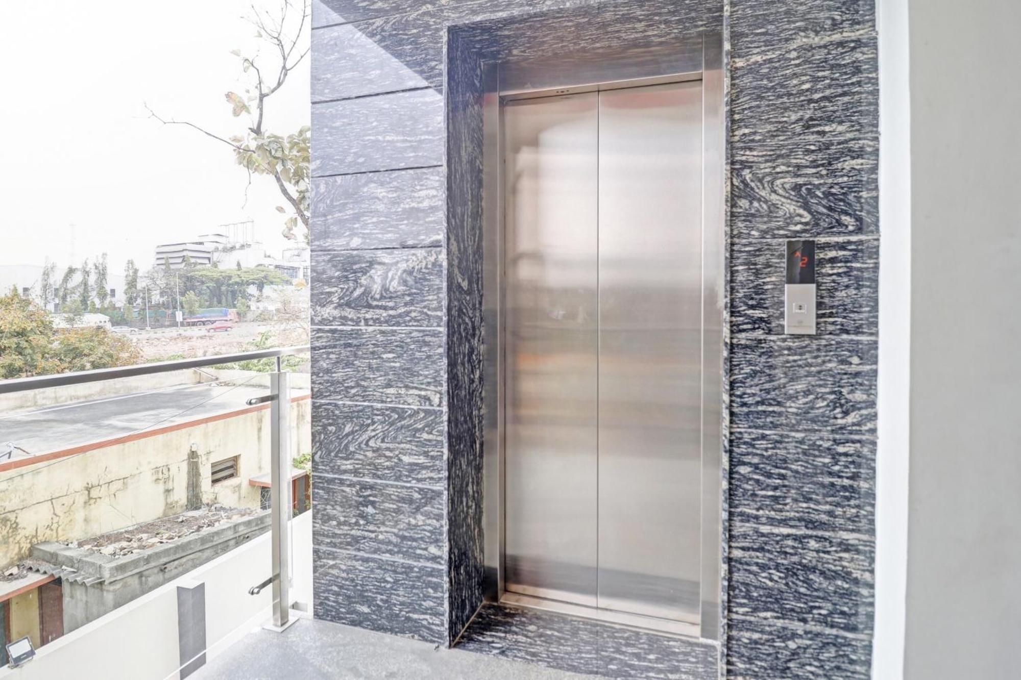 Hotel O Formula Vanivilasa Puram Dış mekan fotoğraf